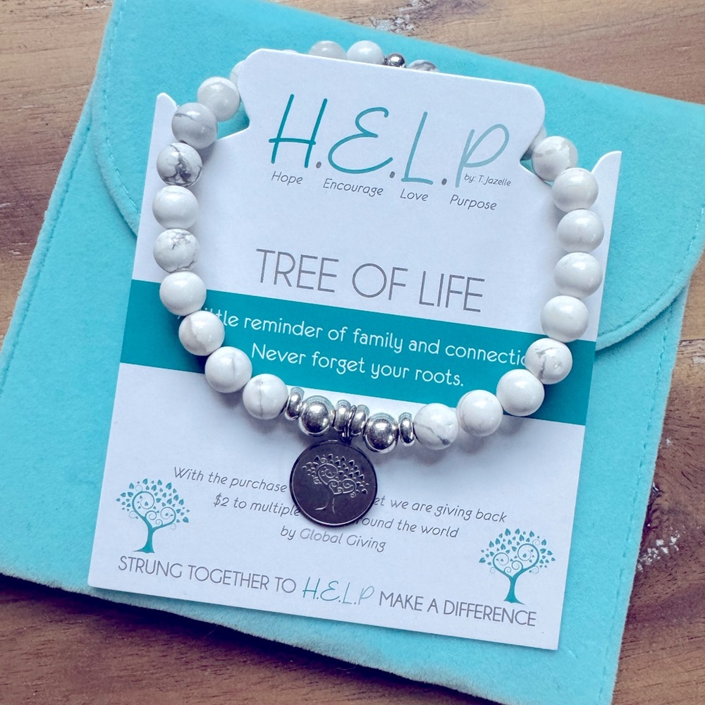 🆕 Tiffany Jazelle White Beaded Bracelet with Silver Tree of Life Charm